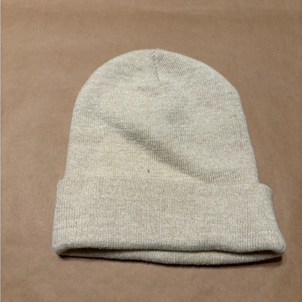 AMERICAN‎ NEEDLE BEANIE